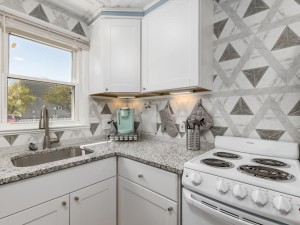 jammer106-4kitchennew.jpg