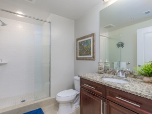 gateway1009-12bath3.jpg