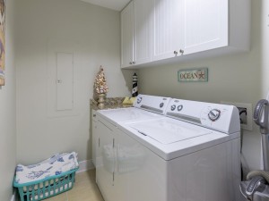 gateway1009-22laundry.jpg