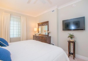 masterbedroomowner3cc.jpg