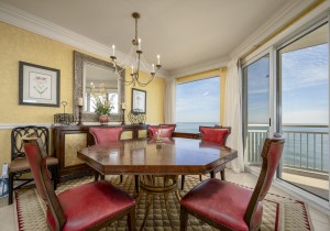 gateway1206-14-dining-area.jpg