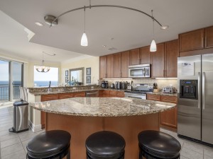 gateway1213-13-kitchen.jpg