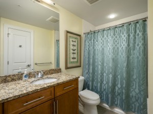 gateway1213-22-bath-2.jpg