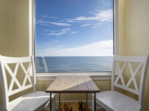 gateway1213-8-game-table.jpg