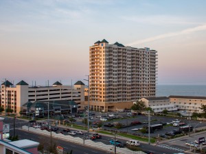 gatewaygrandtwl-1-exterior-street-side-new.jpg