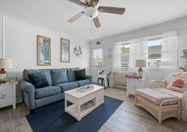 harbourbreeze49-1-living-area.jpg
