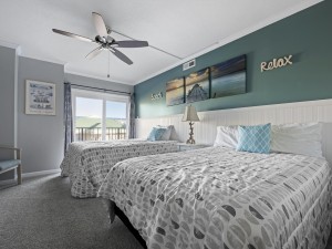 royalhawaiian122-22-bedroom-2.jpg