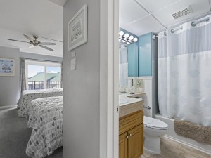royalhawaiian122-23-bedroom-2.jpg