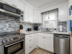 jammer207-4-kitchen.jpg