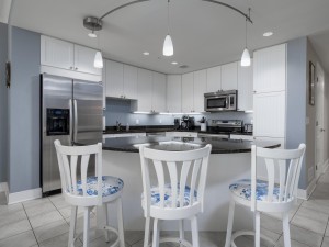 gateway510-11-kitchen.jpg