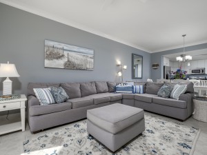gateway510-13-living-area.jpg