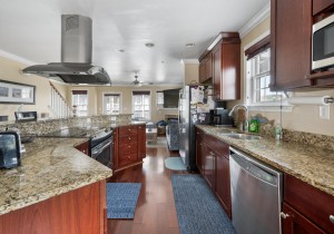 sunsetpalms1-14-kitchen.jpg