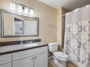 sunsetpalms1-27-bath-2.jpg