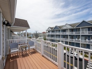 sunsetpalms1-3-balcony-3rd.jpg