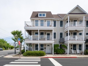 sunsetpalms1-7-exterior.jpg