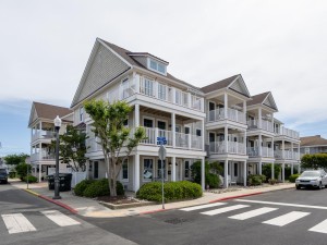 sunsetpalms1-8-exterior.jpg