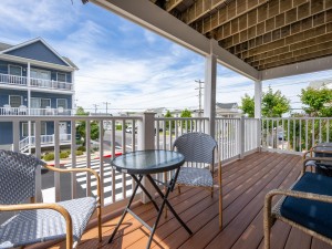 sunsetpalms1-9-balcony-2nd-floor.jpg