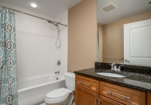 gateway502-19-bath-2.jpg