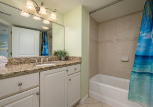 makai612-17-bath-2.jpg