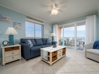 makai612-4-living-area.jpg
