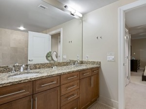 gateway403-19-primary-bath.jpg