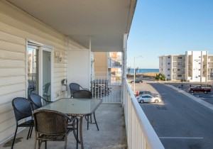 seapalms201-5420-balcony.jpg