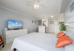 makai209-7-sleeping-area.jpg