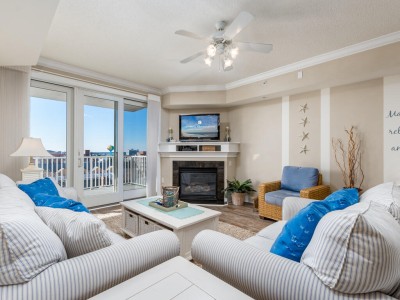 southbeach505-16livingarea.jpg
