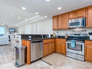southbeach505-18kitchen.jpg