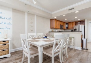 southbeach505-21diningarea.jpg