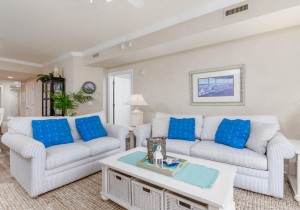 southbeach505-22livingarea.jpg