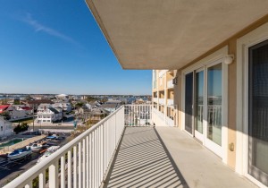 southbeach505-3balcony.jpg