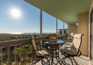 beachhill81-208-4-balcony.jpg
