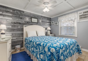 jammer208-1bedroom.jpg