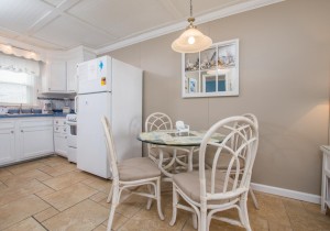 windjammer208-5079-dining.jpg
