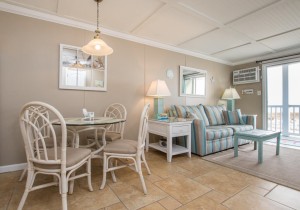 windjammer208-5080-dining-living.jpg