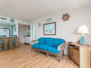 watergate508-14livingarea.jpg