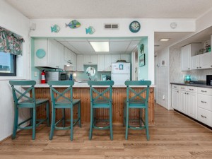 watergate508-16kitchen.jpg