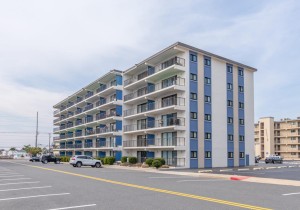watergate508-4exterior.jpg