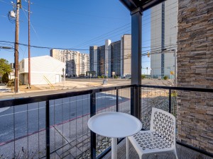 kyma1-9-lower-balcony.jpg