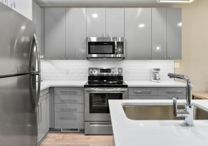 kyma-3-17kitchen.jpg