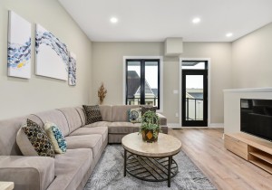 kyma-3-7livingarea.jpg