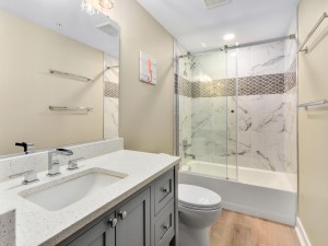 kyma-3-38bathforbedroom2.jpg