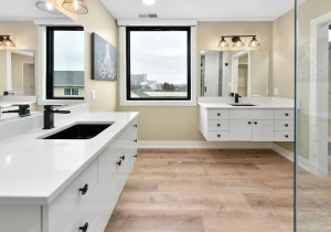 kyma-5-39masterbath.jpg