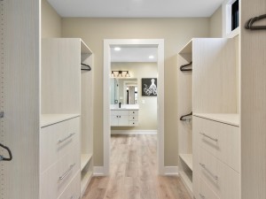 kyma-5-37mastersuite.jpg