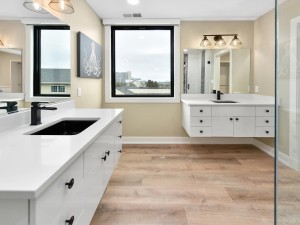 kyma-5-39masterbath.jpg