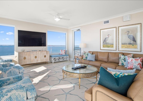 gg-1501-10-living-area.jpg