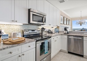 gg-1501-23-kitchen.jpg