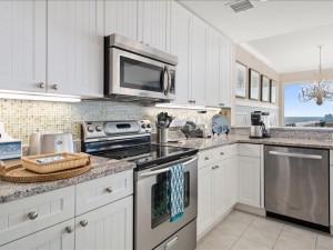 gg-1501-23-kitchen.jpg