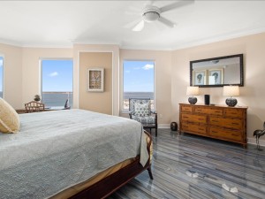 gg-1501-35-primary-bedroom.jpg